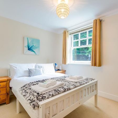 Pass The Keys Quiet 2-Bed Apartment On The Ground Floor Canterbury Esterno foto