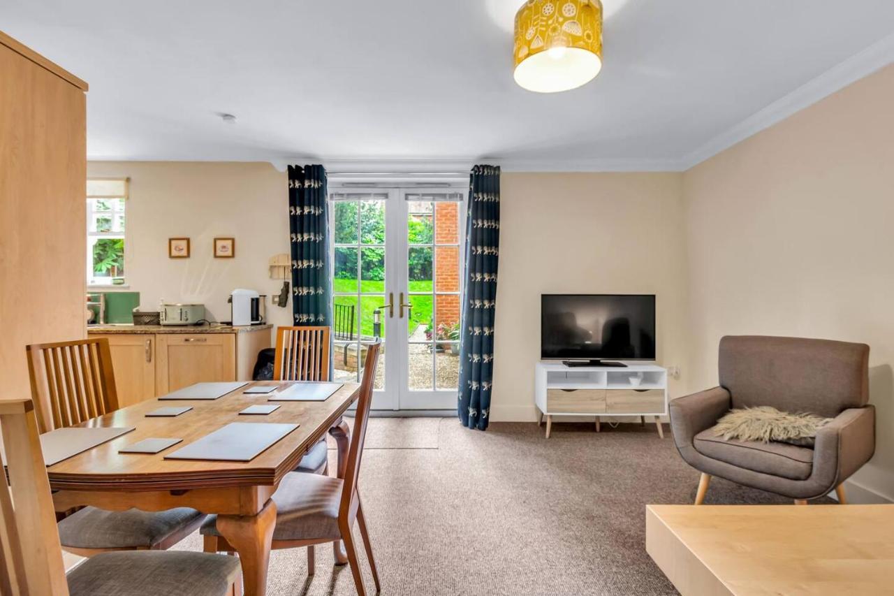 Pass The Keys Quiet 2-Bed Apartment On The Ground Floor Canterbury Esterno foto
